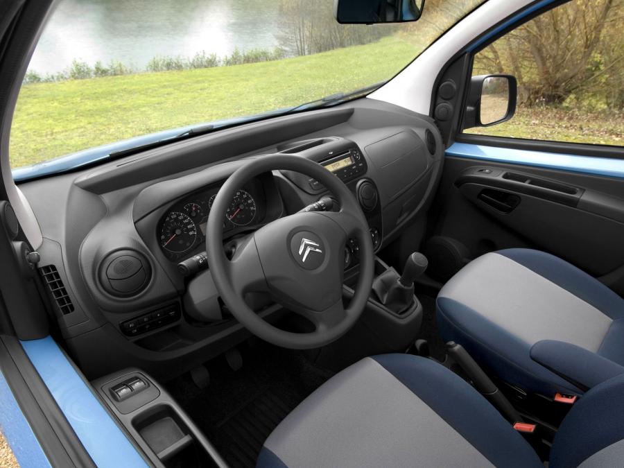  Citroen Nemo Combi 2008 года  (фото 5 из 8)